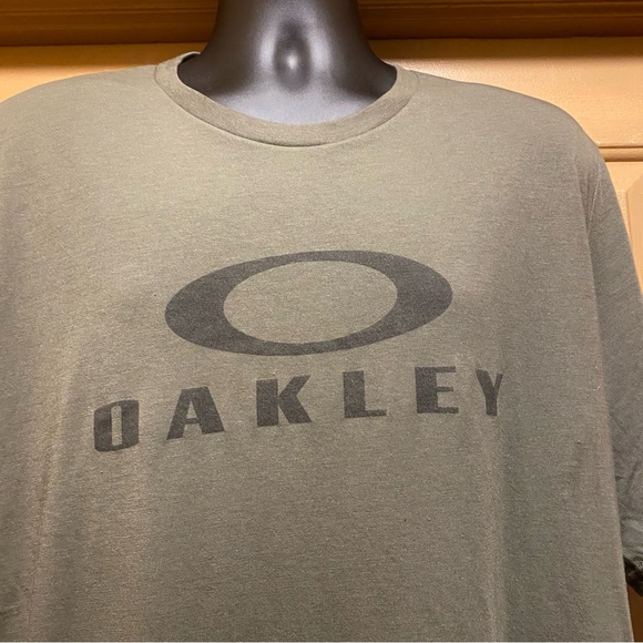 Mens army green Oakley short sleeve T shirt sz XXL NWT - Picture 8 of 8